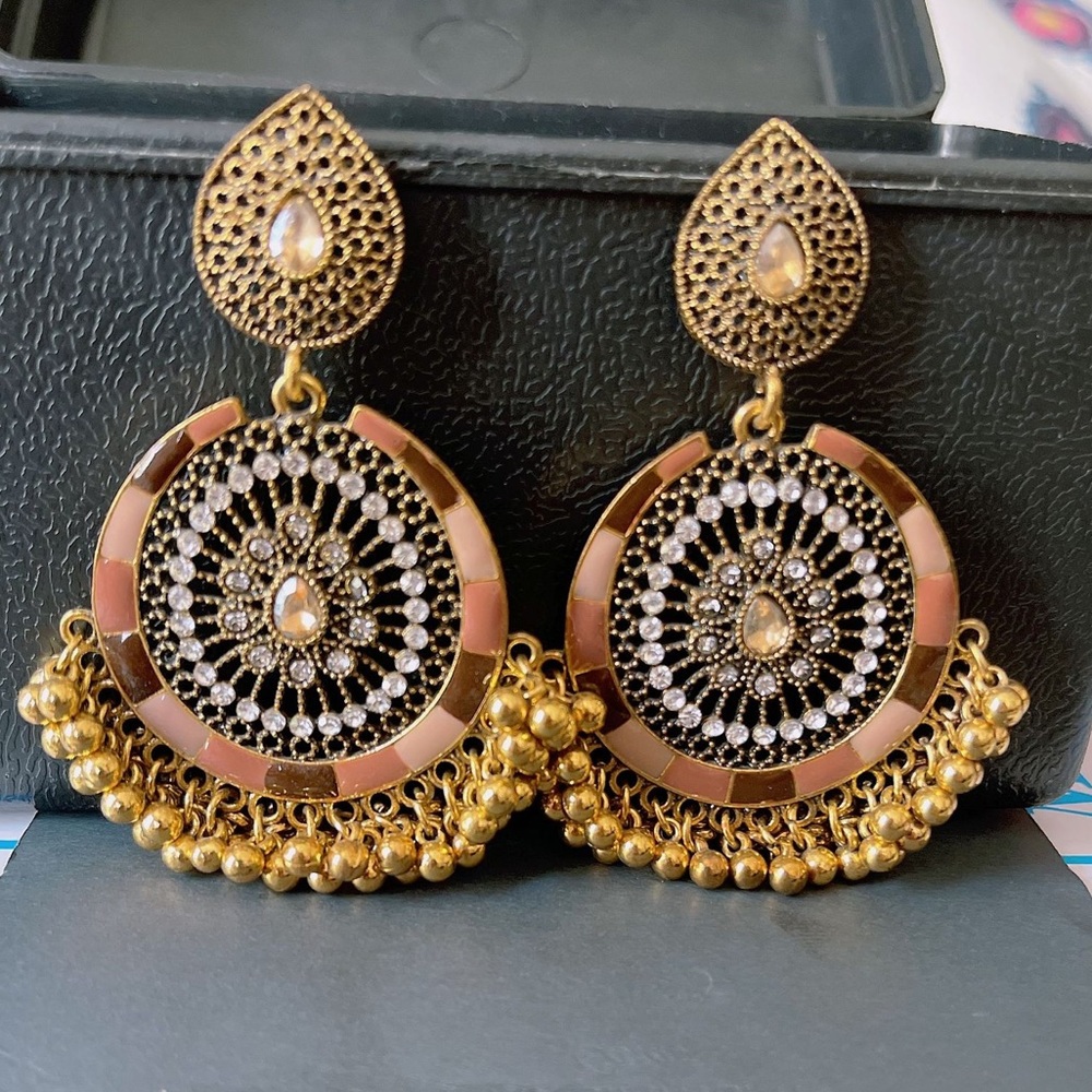 New Cute trendy Indian jumka Pakistani earrings jumki beautiful jumka